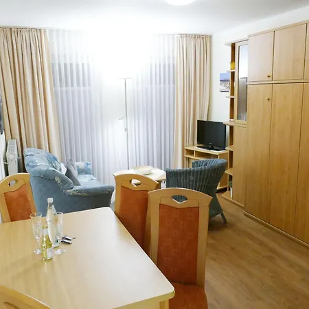 Apartment Schloss Hohenzollern 4a Und 4b Heringsdorf (Usedom)