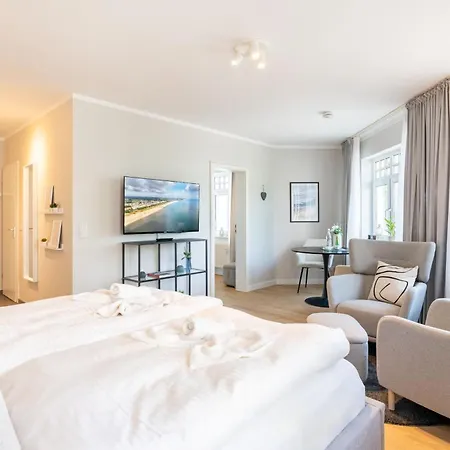 Schloss Hohenzollern 4a Und 4b *