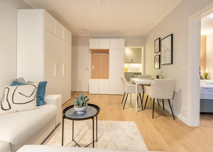 Schloss Hohenzollern 4a Und 4b *